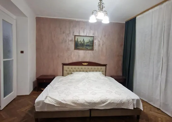 Nyko'S Apartment